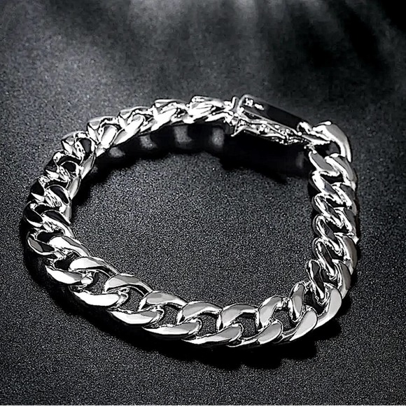 Cuban Chain Link Sterling Silver Unisex Bracelet - Picture 3 of 6